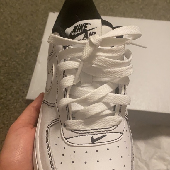 Nike Air Force 1 size 4 white and black - Picture 4 of 11